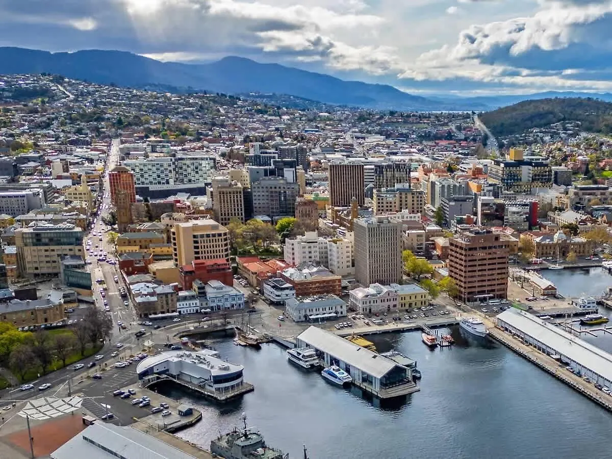 Gibson Mill Penthouse With Private Balcony - 302 Apartment Hobart