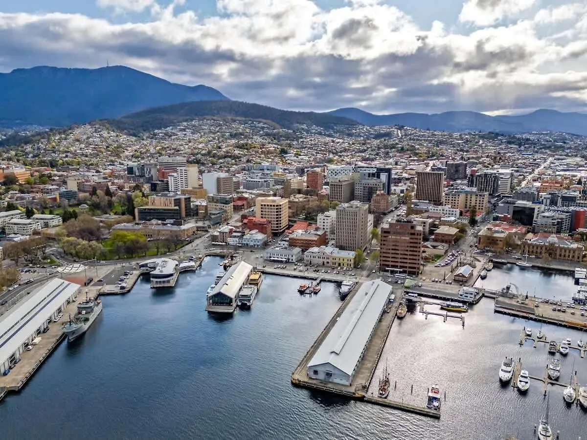 Gibson Mill Penthouse With Private Balcony - 302 Apartment Hobart